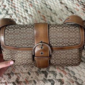 Vintage Coach Leather Signature Print Buckle Bag Purse L04U-1463